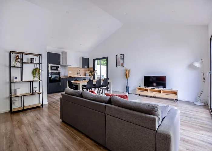 Vakantiehuis Maison T4 Climatisee Avec Jacuzzi A Lagord