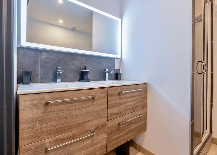 Maison T4 Climatisee Avec Jacuzzi A