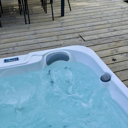 Maison T4 Climatisée Avec Jacuzzi à Lagord