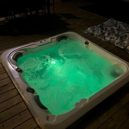 Hébergement de vacances Maison T4 Climatisée Avec Jacuzzi à