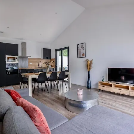 Ferienhaus Maison T4 Climatisee Avec Jacuzzi A Lagord