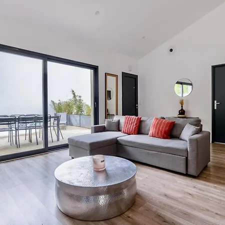 Maison T4 Climatisée Avec Jacuzzi à *