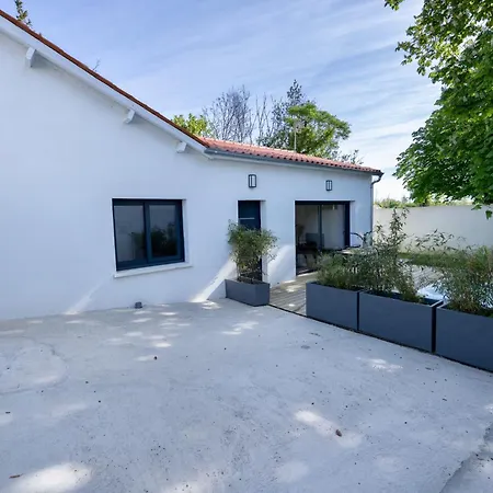 Maison T4 Climatisée Avec Jacuzzi à Hébergement de vacances