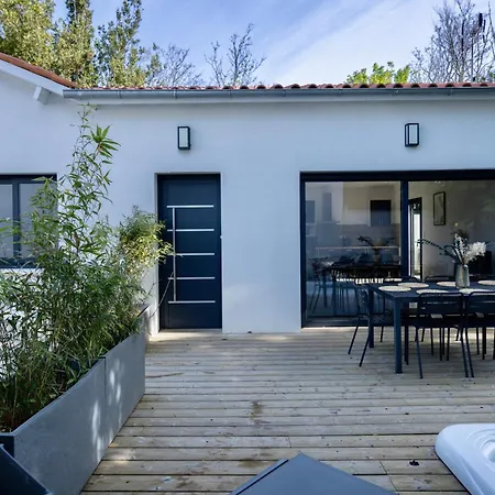 Maison T4 Climatisée Avec Jacuzzi à